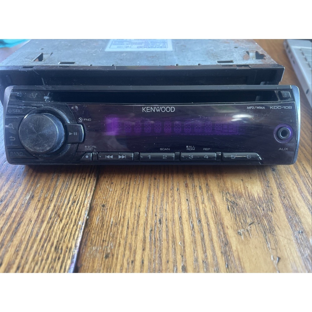 Kenwood Car Stereo CD Receiver KDC-108 Y21-7750-11 DC 12V MP3/WMA AM/FM‎